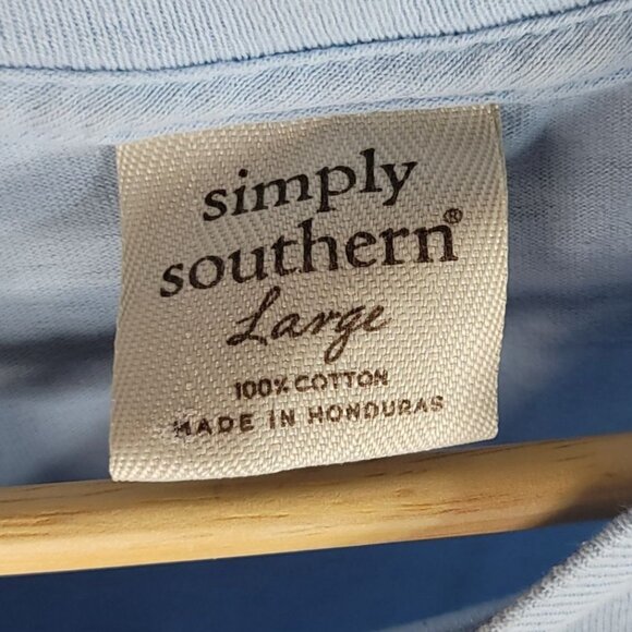 Simply Southern T Shirt Blue Large Short Sleeve Oopsy Daisy Highland Cow Flower - Picture 7 of 7